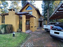 3 Bedroom House for sale in Berazategui, Buenos Aires, Berazategui