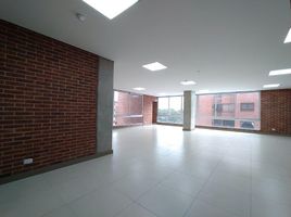 109 SqM Office for rent in Centro Comercial Unicentro Medellin, Medellin, Medellin