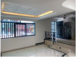 4 Habitación Villa en venta en Centro Comercial Unicentro Medellin, Medellín, Medellín