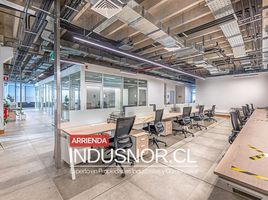 766 m² Office for rent in Chile, Santiago, Santiago, Santiago, Chile