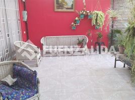 3 Bedroom House for sale in Santiago, Santiago, Santiago, Santiago