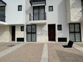 2 Habitación Villa en venta en Irapuato, Guanajuato, Irapuato