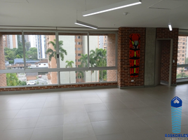 109 SqM Office for rent in Centro Comercial Unicentro Medellin, Medellin, Medellin