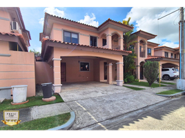 3 Habitación Casa en venta en Panamá, Juan Díaz, Ciudad de Panamá, Panamá