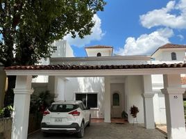 Maison 4 chambre à vendre à Santiago, Nuevo Leon, Santiago
