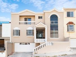 4 Bedroom House for sale in Chihuahua, Chihuahua, Chihuahua
