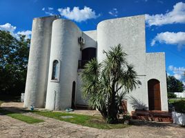 4 chambre Maison for sale in Carlos Casares, Buenos Aires, Carlos Casares