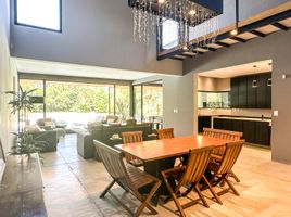 Maison 4 chambre à vendre à Escobar, Buenos Aires, Escobar