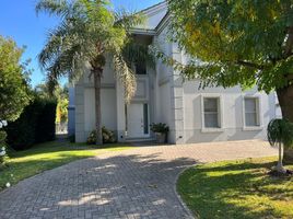 3 Bedroom Villa for sale in Berazategui, Buenos Aires, Berazategui