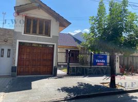 2 Bedroom House for sale in General San Martin, Buenos Aires, General San Martin