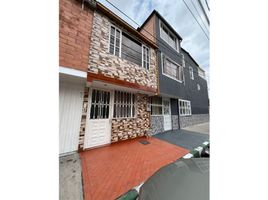 2 Bedroom Villa for sale in Bogota, Cundinamarca, Bogota