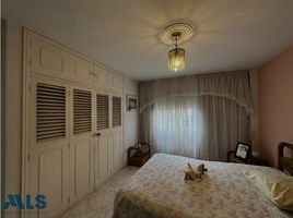 5 Bedroom Apartment for sale in Antioquia Museum, Medellin, Medellin