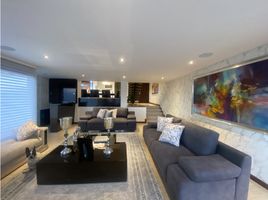 3 Habitación Villa en venta en Centro Comercial La Querencia, Bogotá, La Calera