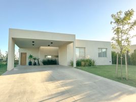 Villa 3 chambre à vendre à Rosario, Santa Fe, Rosario