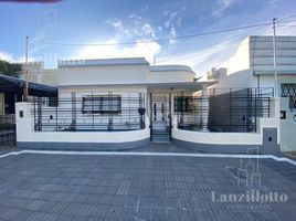 2 Bedroom House for sale in Lomas De Zamora, Buenos Aires, Lomas De Zamora