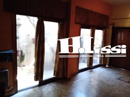 2 Bedroom House for sale in Lanus, Buenos Aires, Lanus