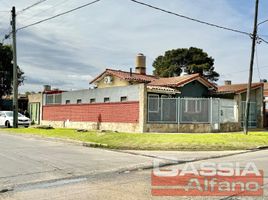 3 Bedroom House for sale in Lomas De Zamora, Buenos Aires, Lomas De Zamora