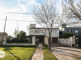 4 Bedroom House for sale in Santa Fe, Rosario, Santa Fe