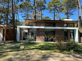 4 Habitación Casa en alquiler en Pinamar, Buenos Aires, Pinamar