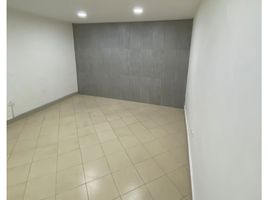 14 m² Office for rent in Museo de Antioquia, Medellín, Medellín