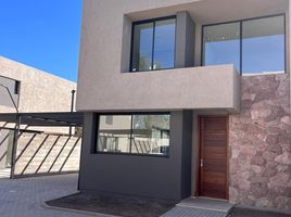 3 Schlafzimmer Villa zu verkaufen in Capital, Cordoba, Capital