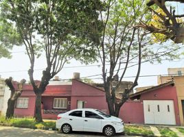 在Lanus, Buenos Aires出售的4 卧室 屋, Lanus