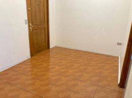 33 m² Office for rent in Chile, San Jode de Maipo, Cordillera, Santiago, Chile
