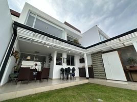 3 Bedroom House for sale in Cumbaya, Quito, Cumbaya