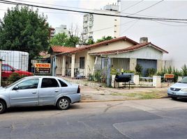 2 Bedroom House for sale in General Sarmiento, Buenos Aires, General Sarmiento