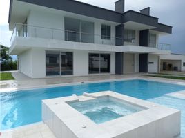 6 Bedroom House for sale in Pereira, Risaralda, Pereira