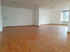 88 SqM Office for rent in Bogota, Cundinamarca, Bogota