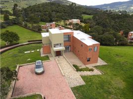 4 Bedroom Villa for sale in La Calera, Cundinamarca, La Calera