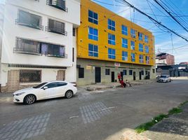 200 m2 Office for sale in Cristo Rey, Cali, Cali