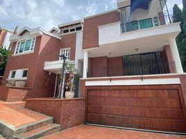 6 Habitación Villa en venta en Medellín, Antioquia, Medellín