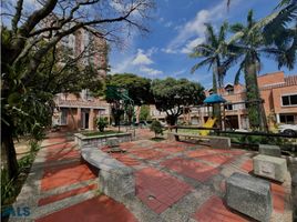 4 Habitación Villa en venta en Parque de los Pies Descalzos, Medellín, Medellín