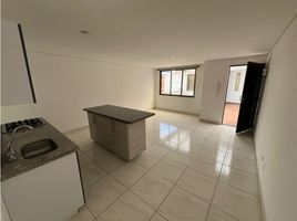 3 Habitación Apartamento en alquiler en Colombia, Bello, Antioquia, Colombia