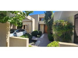 4 Bedroom House for sale in Chile, Santiago, Santiago, Santiago, Chile