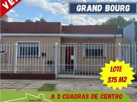 2 Bedroom House for sale in General Sarmiento, Buenos Aires, General Sarmiento