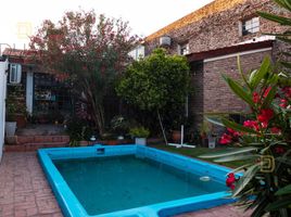 4 Bedroom House for sale in Santa Fe, Rosario, Santa Fe