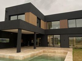 3 Bedroom House for sale in Escobar, Buenos Aires, Escobar