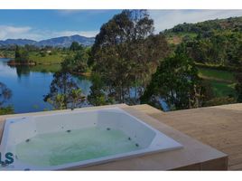 4 chambre Villa for sale in Guatape, Antioquia, Guatape