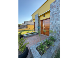 3 Bedroom House for sale in Colon, Cordoba, Colon