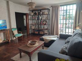 2 Bedroom House for sale in General Sarmiento, Buenos Aires, General Sarmiento