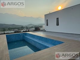Maison 3 chambre à vendre à Santiago, Nuevo Leon, Santiago