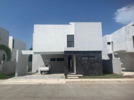Maison 4 chambre à vendre à Medellin, Veracruz, Medellin