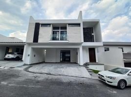 Maison 4 chambre à vendre à Monterrey, Nuevo Leon, Monterrey