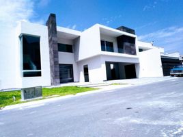 Maison 4 chambre à vendre à Monterrey, Nuevo Leon, Monterrey