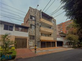 4 Bedroom Apartment for sale in Colombia, Medellin, Antioquia, Colombia