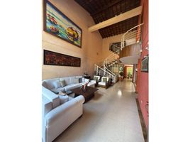 3 Bedroom House for sale in Bare Foot Park (Parque de los Pies Descalzos), Medellin, Medellin