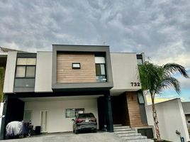 Maison 4 chambre à vendre à Santiago, Nuevo Leon, Santiago